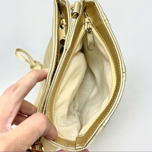 VINTAGE Medusa Gold Metallic Patchwork Crossbody Bag ( like Versace) - Picture 11 of 11